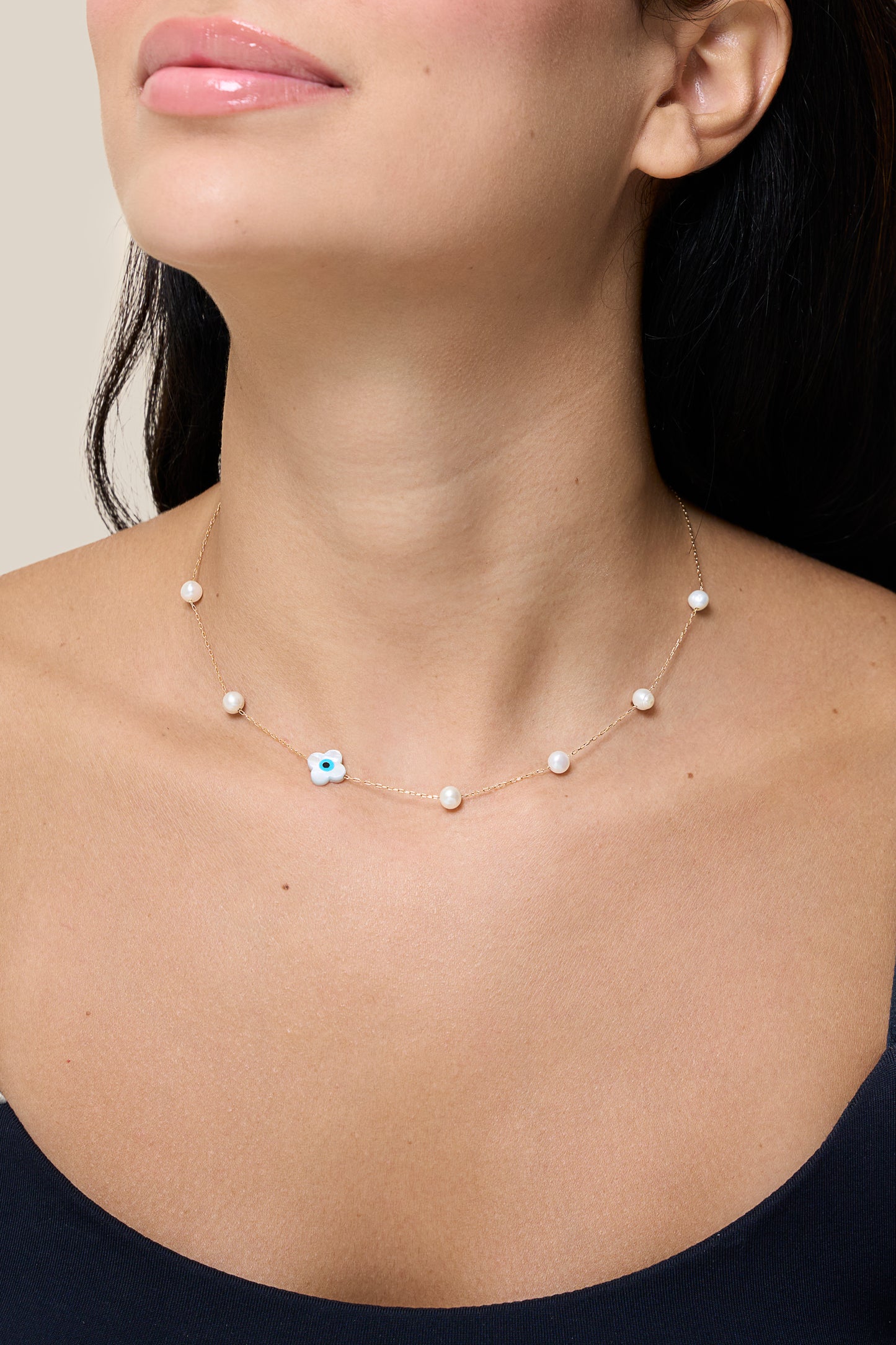 Pearls and Flower Eye Choker - Yellow Gold