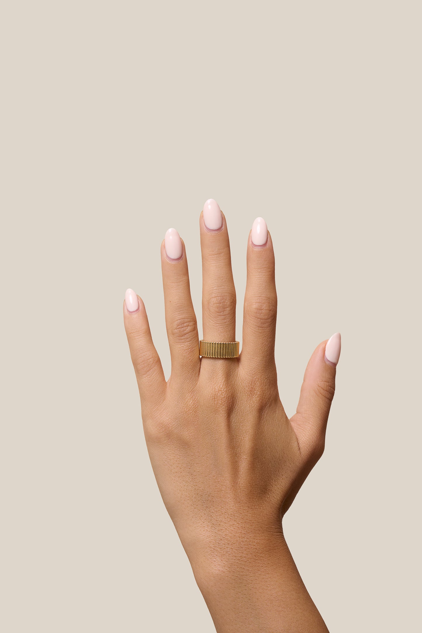 Ribbed Band Ring - Yellow Gold