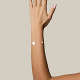 Bloom and Pearl Bracelet - Yellow Gold