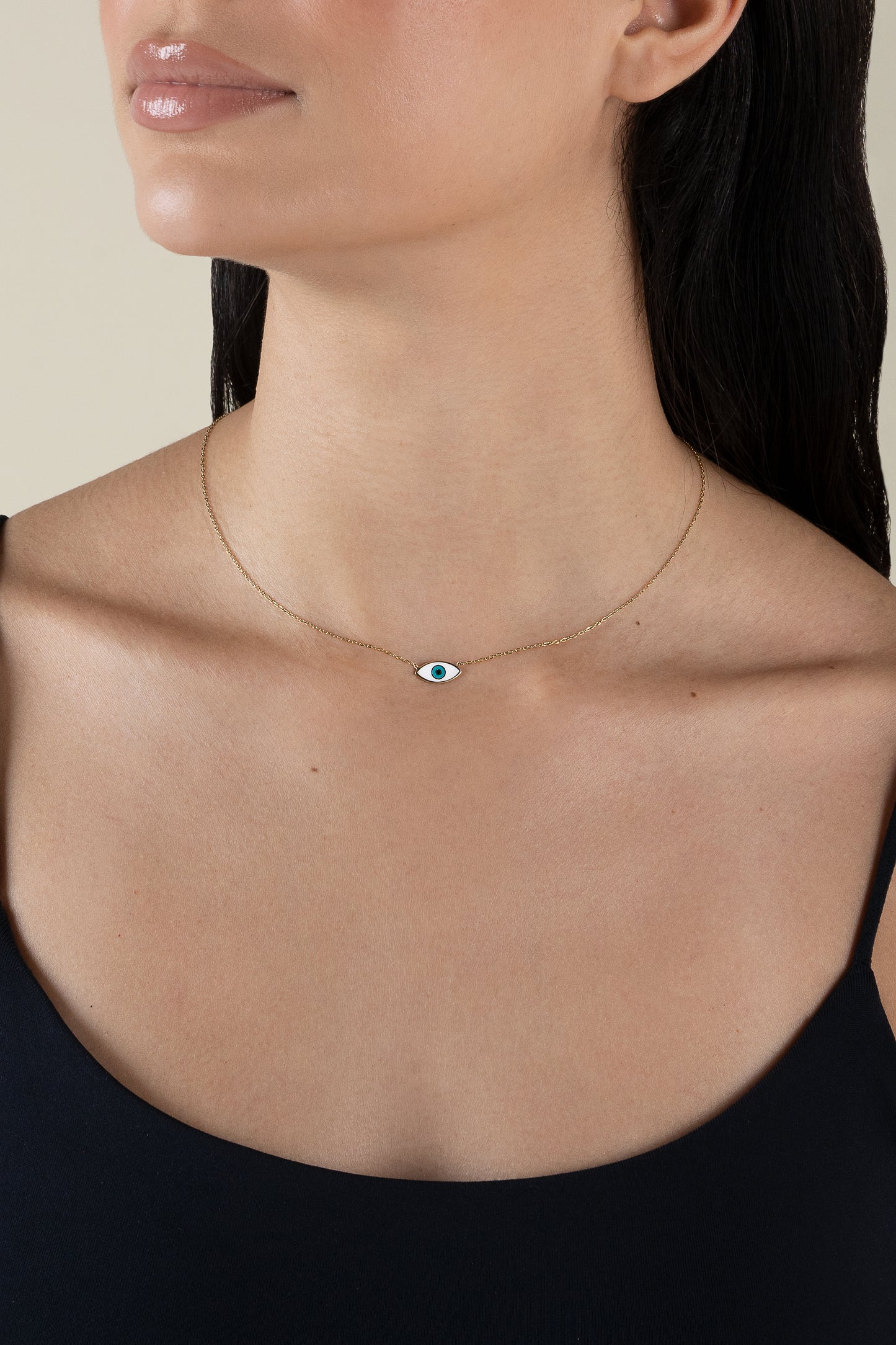 oval enamel White Eye Choker