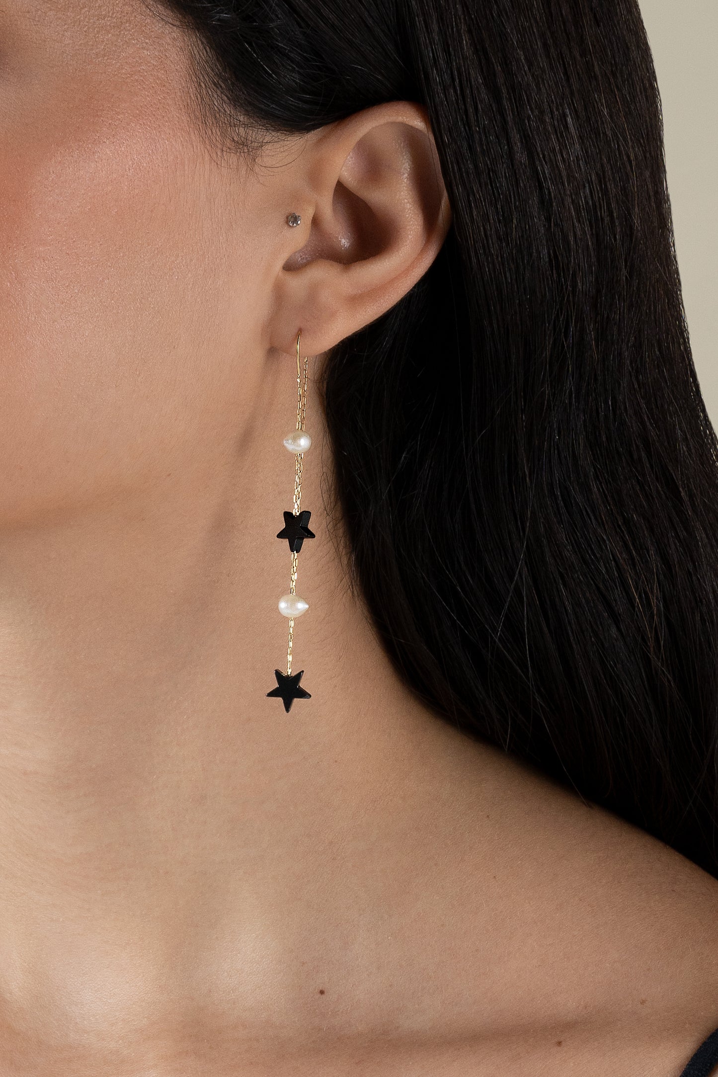 Two Grey Stars & Two Pearls Earring