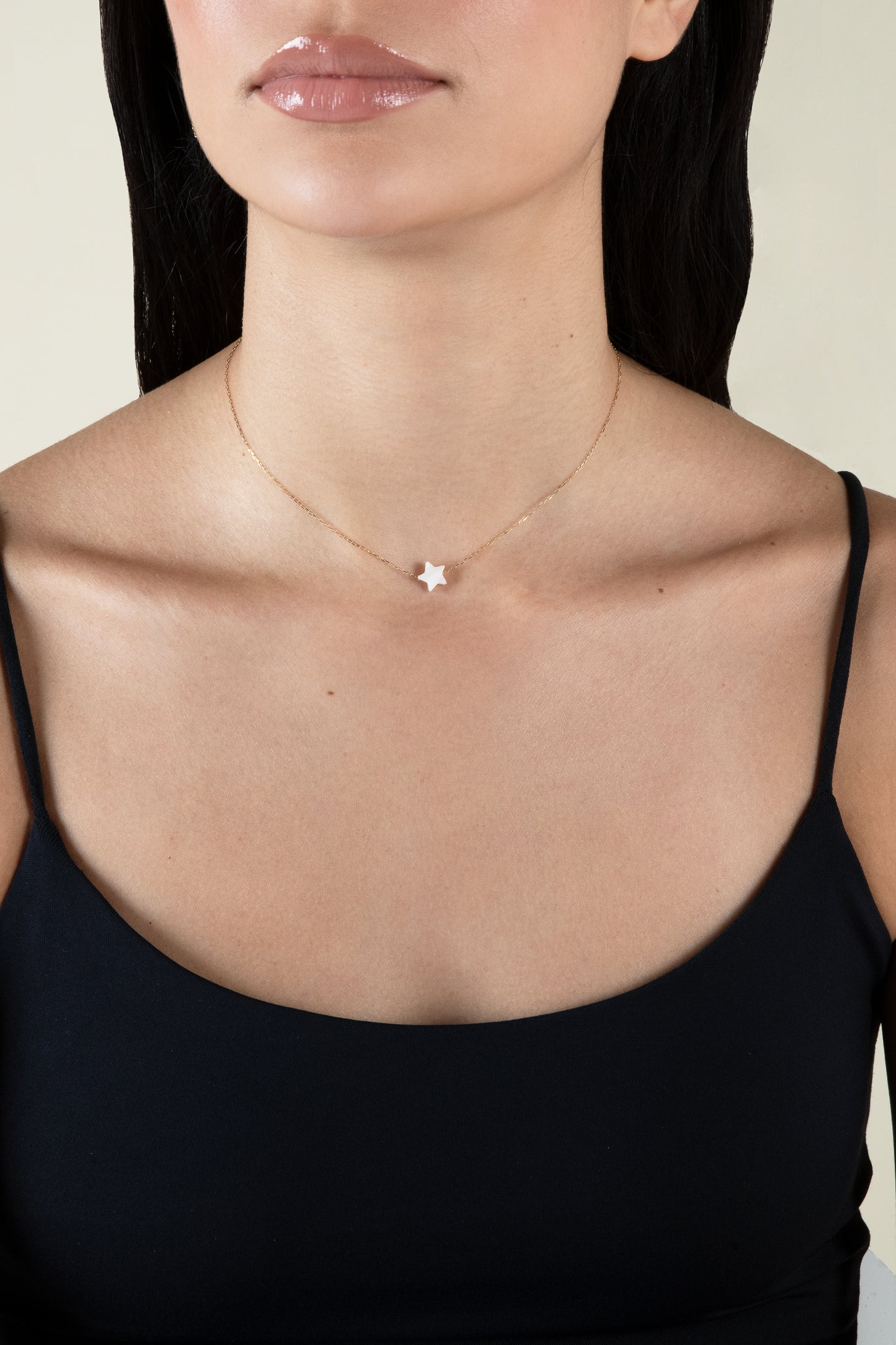 One White Star Choker